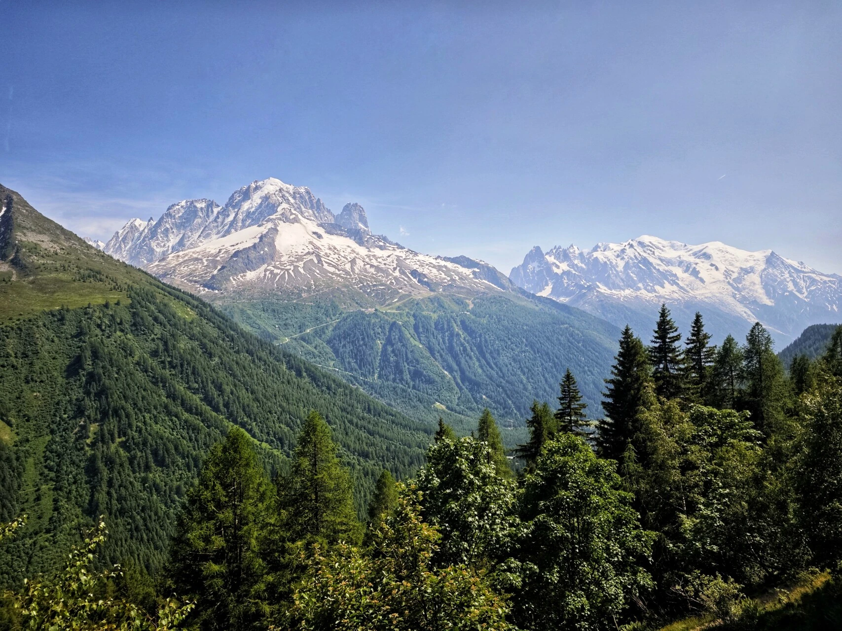 aiguille-verte-mont-blanc-panorama-chamonix-balcony-trail-tmb.jpg - 69a1edb5de335