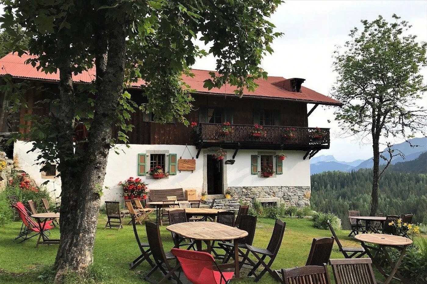 Refuge de Nant Borrant oberhalb von Notre-Dame-de-la-Gorge